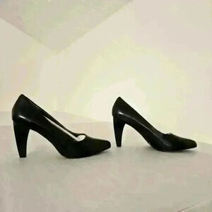 NIB Genuine Leather Fitzwell Raquel Black Kid Leather Pumps 9.5 NIB